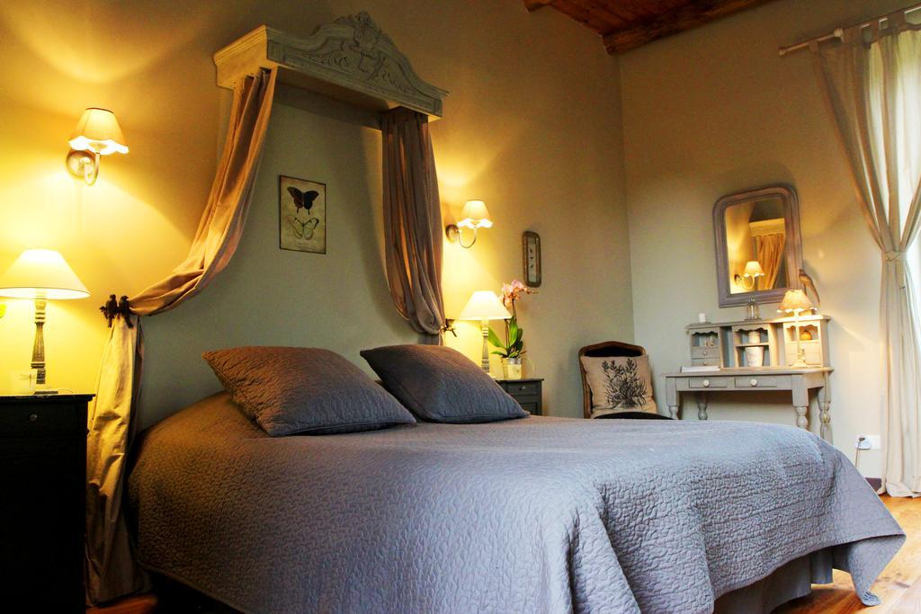 Chambres D'Hotes Du Presbytere La Bastide-l'Eveque Zewnętrze zdjęcie